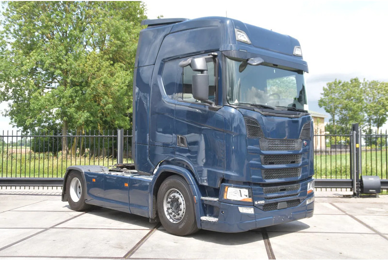 Scania S450 NGS 4x2NB - RETARDER - 746 TKM - FULL AIR - AIRCO - 2 x FUEL TANKS - TOP CONDITION - - Vlačilec: slika 1 Scania S450 NGS 4x2NB - RETARDER - 746 TKM - FULL AIR - AIRCO - 2 x FUEL TANKS - TOP CONDITION - - Vlačilec: slika 1