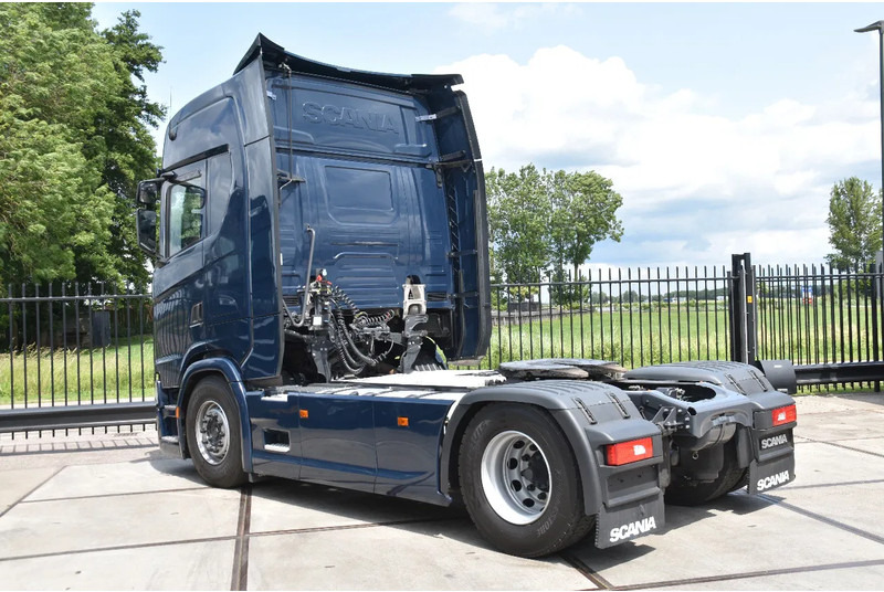 Scania S450 NGS 4x2NB - RETARDER - 746 TKM - FULL AIR - AIRCO - 2 x FUEL TANKS - TOP CONDITION - - Vlačilec: slika 3 Scania S450 NGS 4x2NB - RETARDER - 746 TKM - FULL AIR - AIRCO - 2 x FUEL TANKS - TOP CONDITION - - Vlačilec: slika 3