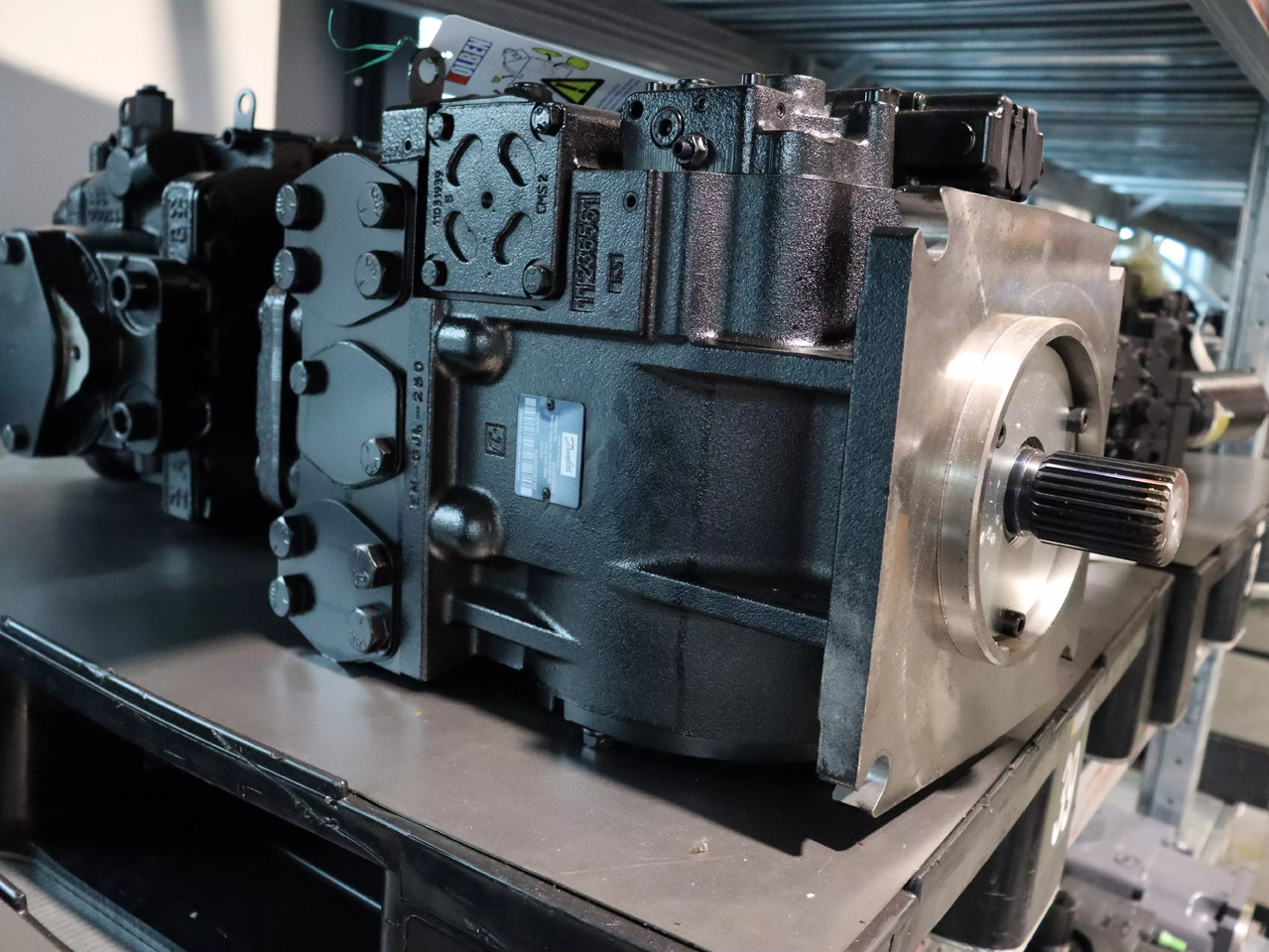 DANFOSS / SAUER 90L250 KA5BC80 S3C8 K03 NNN 424224 - Hidravlična črpalka za Gradbeni stroj: slika 2 DANFOSS / SAUER 90L250 KA5BC80 S3C8 K03 NNN 424224 - Hidravlična črpalka za Gradbeni stroj: slika 2