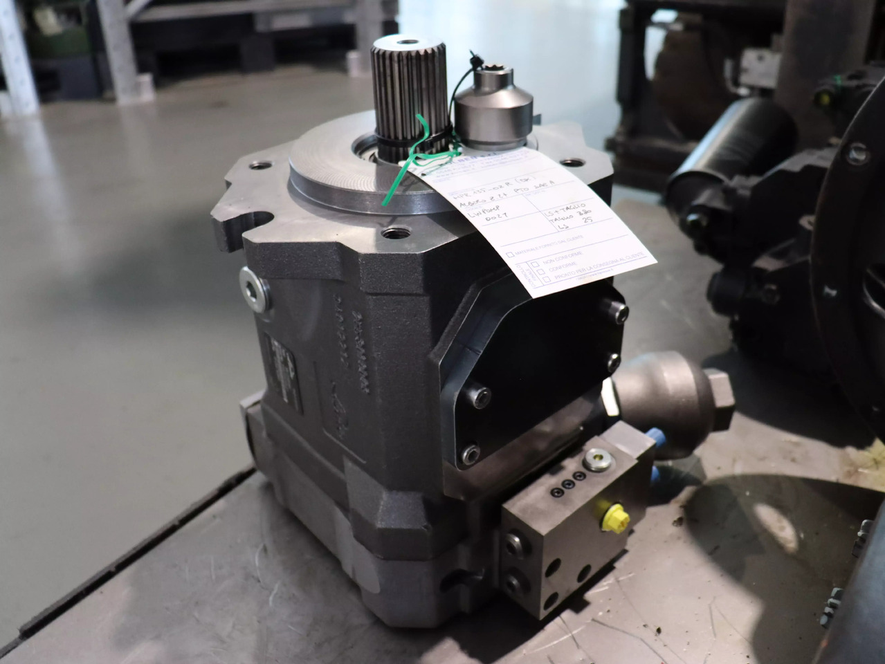 LINDE HPR02 A2 135 R LP00 0 0 0 S - Hidravlična črpalka za Gradbeni stroj: slika 3 LINDE HPR02 A2 135 R LP00 0 0 0 S - Hidravlična črpalka za Gradbeni stroj: slika 3