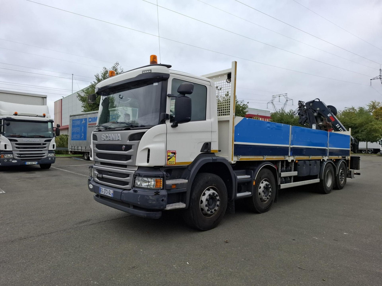 SCANIA SCANIA P41 8/2*6 Plat +Grue 21TM - Tovornjak-šasija: slika 1 SCANIA SCANIA P41 8/2*6 Plat +Grue 21TM - Tovornjak-šasija: slika 1