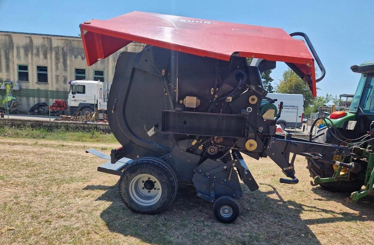 Rotopressa Kuhn - Balirka za okrogle bale: slika 4 Rotopressa Kuhn - Balirka za okrogle bale: slika 4