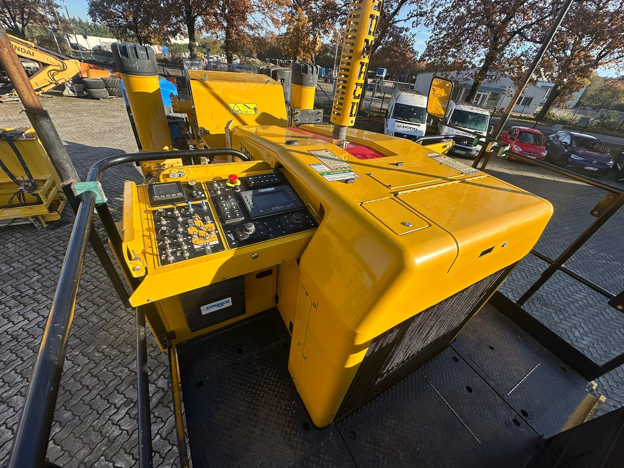 GOMACO 3300 - Betonski finišer: slika 5 GOMACO 3300 - Betonski finišer: slika 5