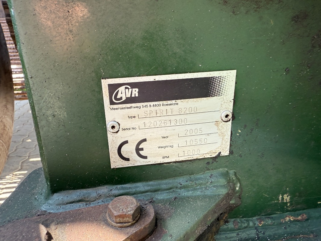 AVR SPIRIT 8200 - Kombajn: slika 2 AVR SPIRIT 8200 - Kombajn: slika 2