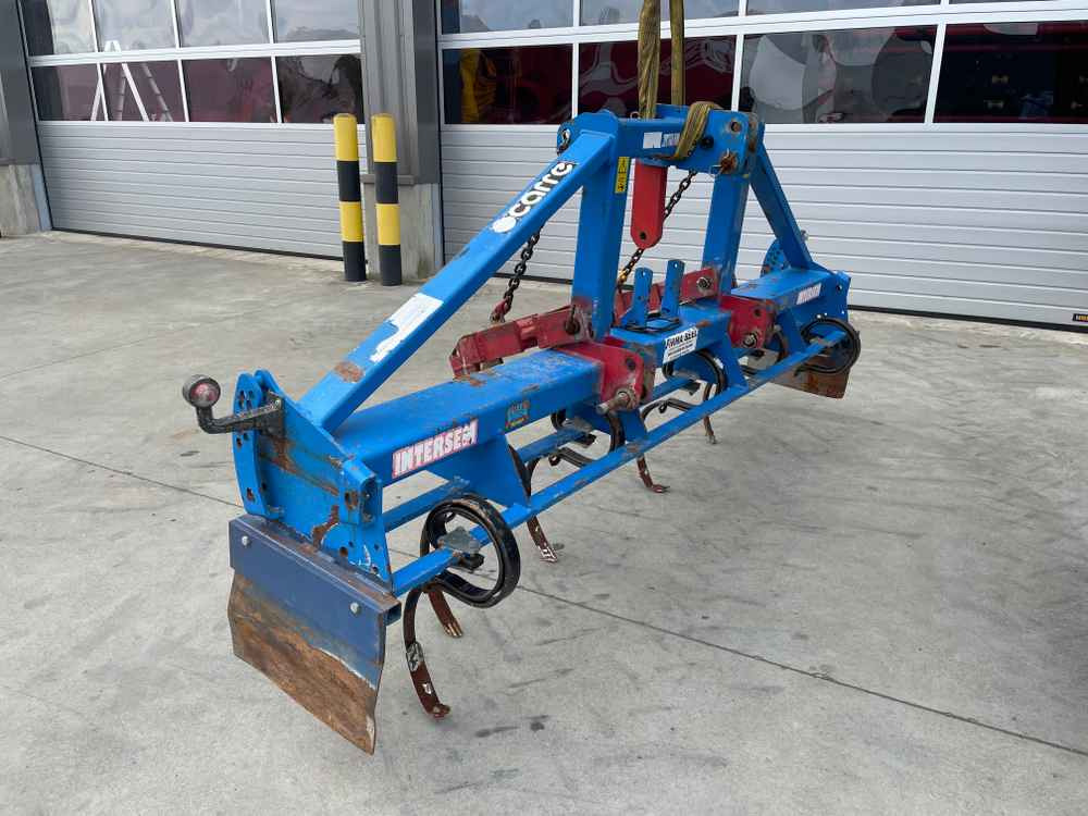 Carré Intersem - Kombajn: slika 1 Carré Intersem - Kombajn: slika 1