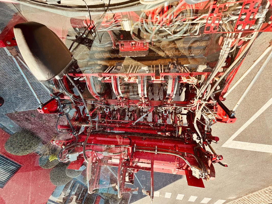 Grimme REXOR 6200 - Oprema za obdelavo tal: slika 2 Grimme REXOR 6200 - Oprema za obdelavo tal: slika 2