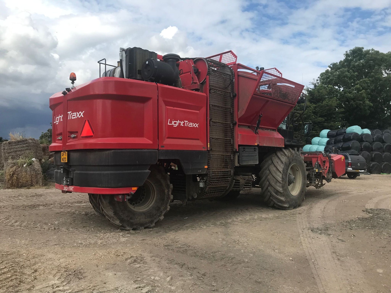 Agrifac Agrifac Lightraxx Self-Propelled Sugarbeet Harvester - Oprema za obdelavo tal: slika 1 Agrifac Agrifac Lightraxx Self-Propelled Sugarbeet Harvester - Oprema za obdelavo tal: slika 1