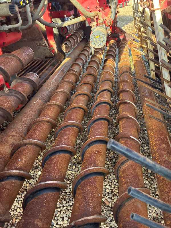 Grimme REXOR 6200 - Oprema za obdelavo tal: slika 2 Grimme REXOR 6200 - Oprema za obdelavo tal: slika 2