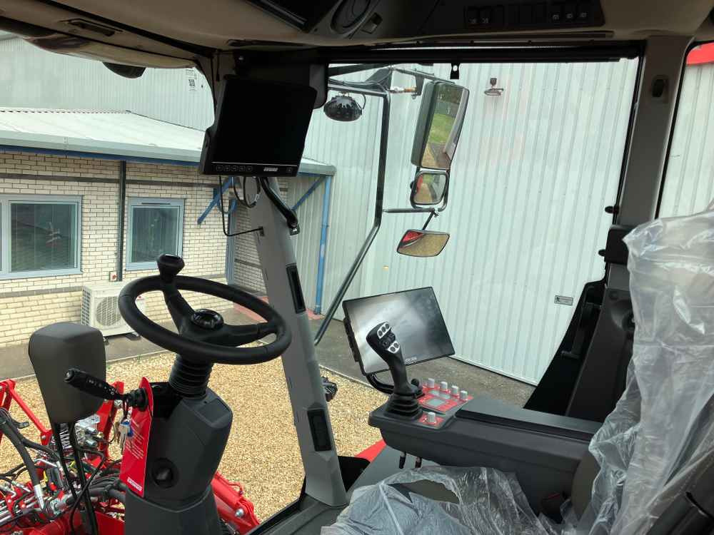 Grimme REXOR 6200 - Oprema za obdelavo tal: slika 2 Grimme REXOR 6200 - Oprema za obdelavo tal: slika 2