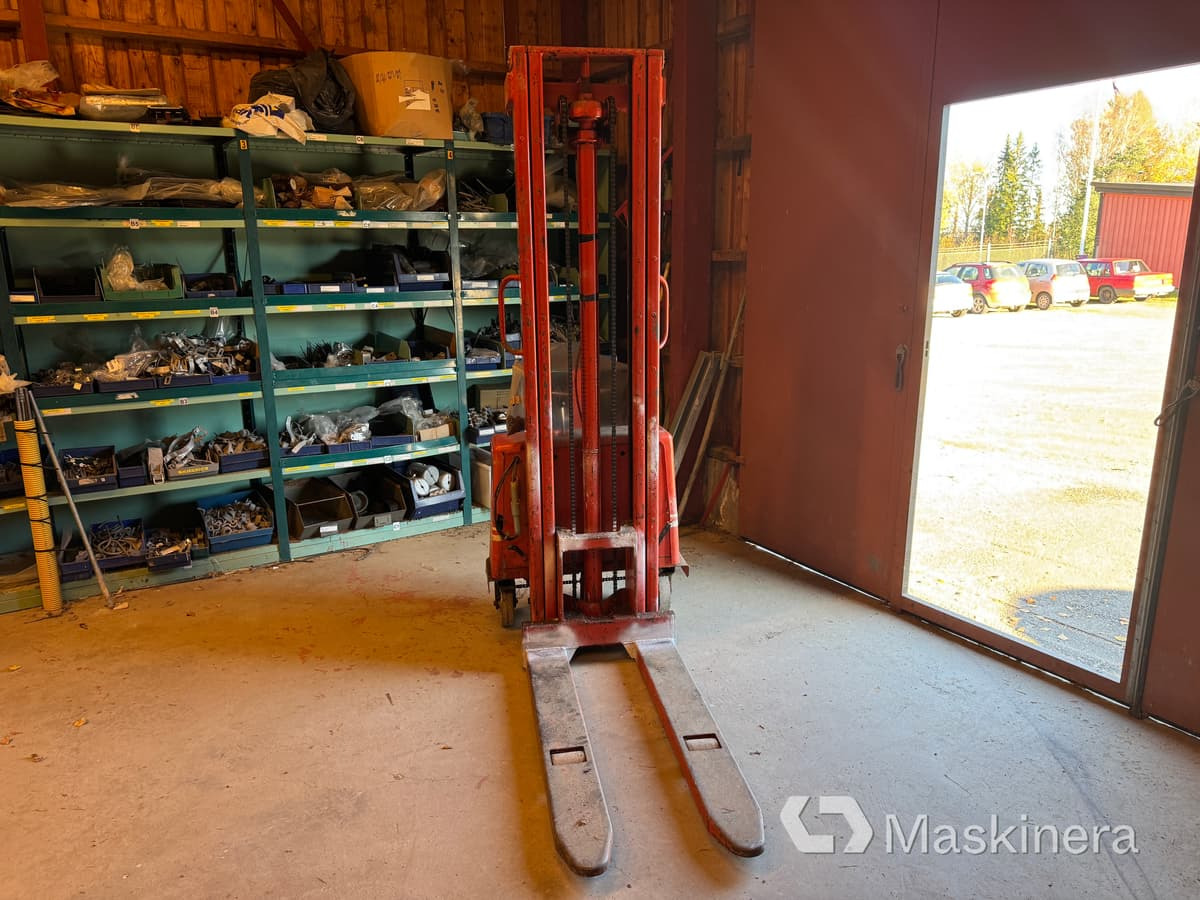 BT, BTSV10008/ 4 Handstaplare elektrisk BT - Stroj za zlaganje: slika 2 BT, BTSV10008/ 4 Handstaplare elektrisk BT - Stroj za zlaganje: slika 2