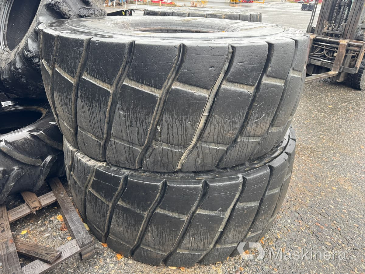 Däck Michelin 26.5R25 Regummerat - Guma za Gradbeni stroj: slika 3 Däck Michelin 26.5R25 Regummerat - Guma za Gradbeni stroj: slika 3