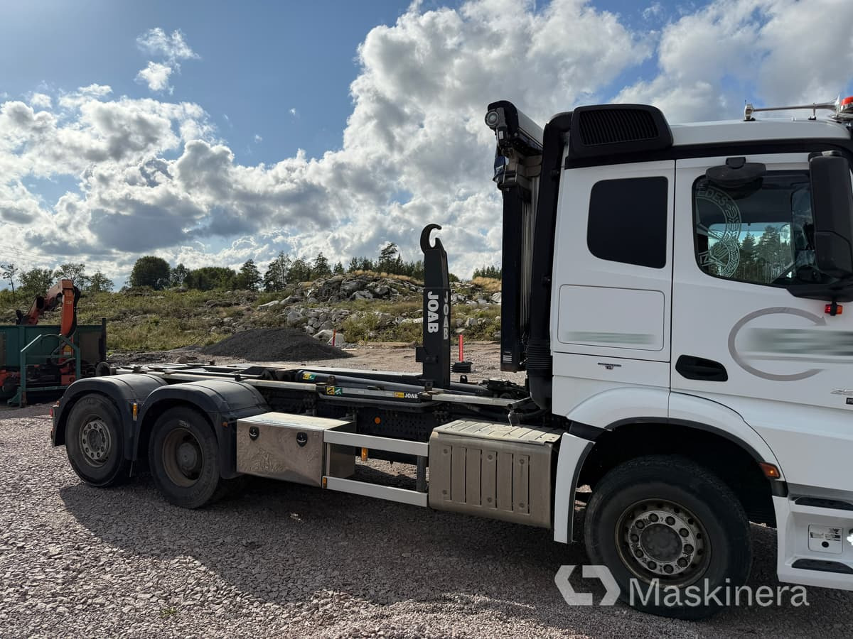 Lastväxlare Mercedes Arocs 2551 - Drugi stroj: slika 4 Lastväxlare Mercedes Arocs 2551 - Drugi stroj: slika 4