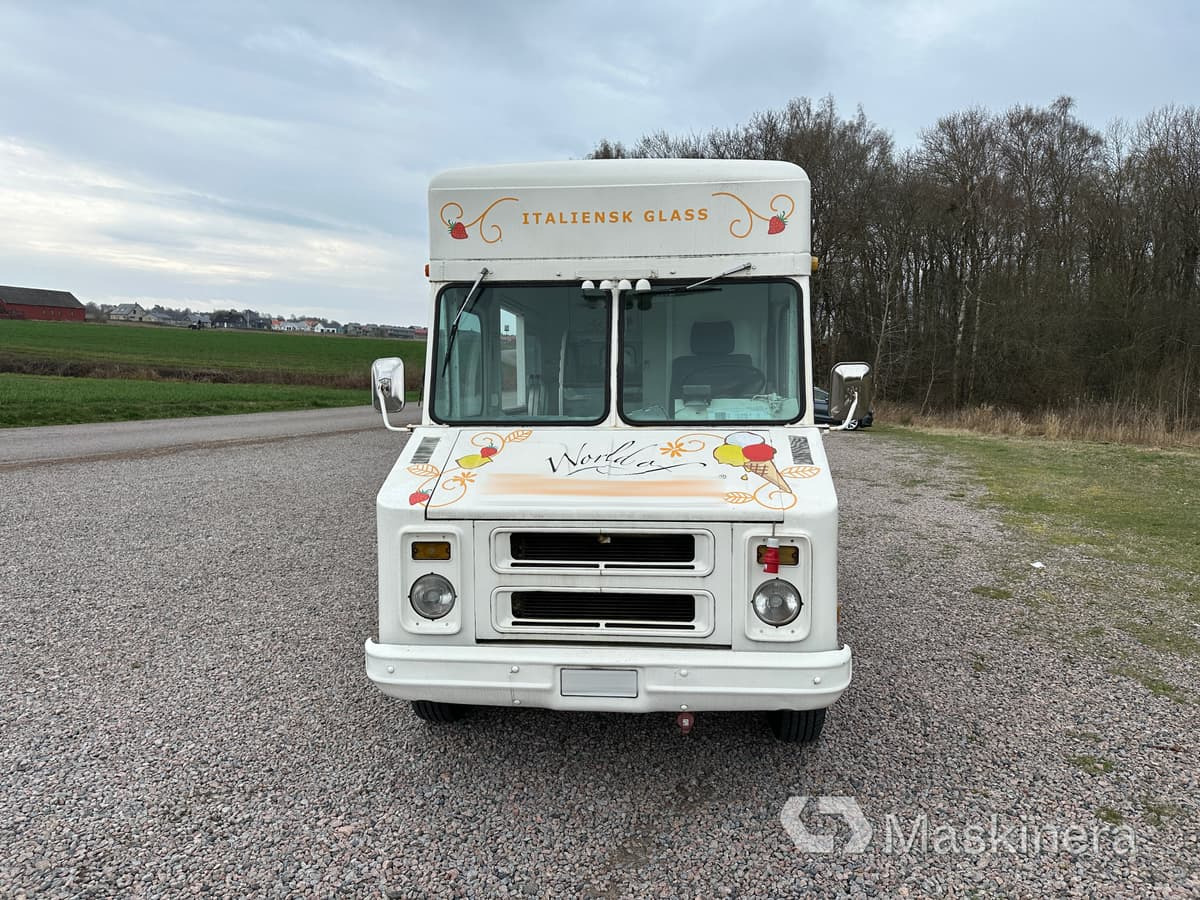 Foodtruck Chevrolet 1973 - Mali kombi: slika 2 Foodtruck Chevrolet 1973 - Mali kombi: slika 2