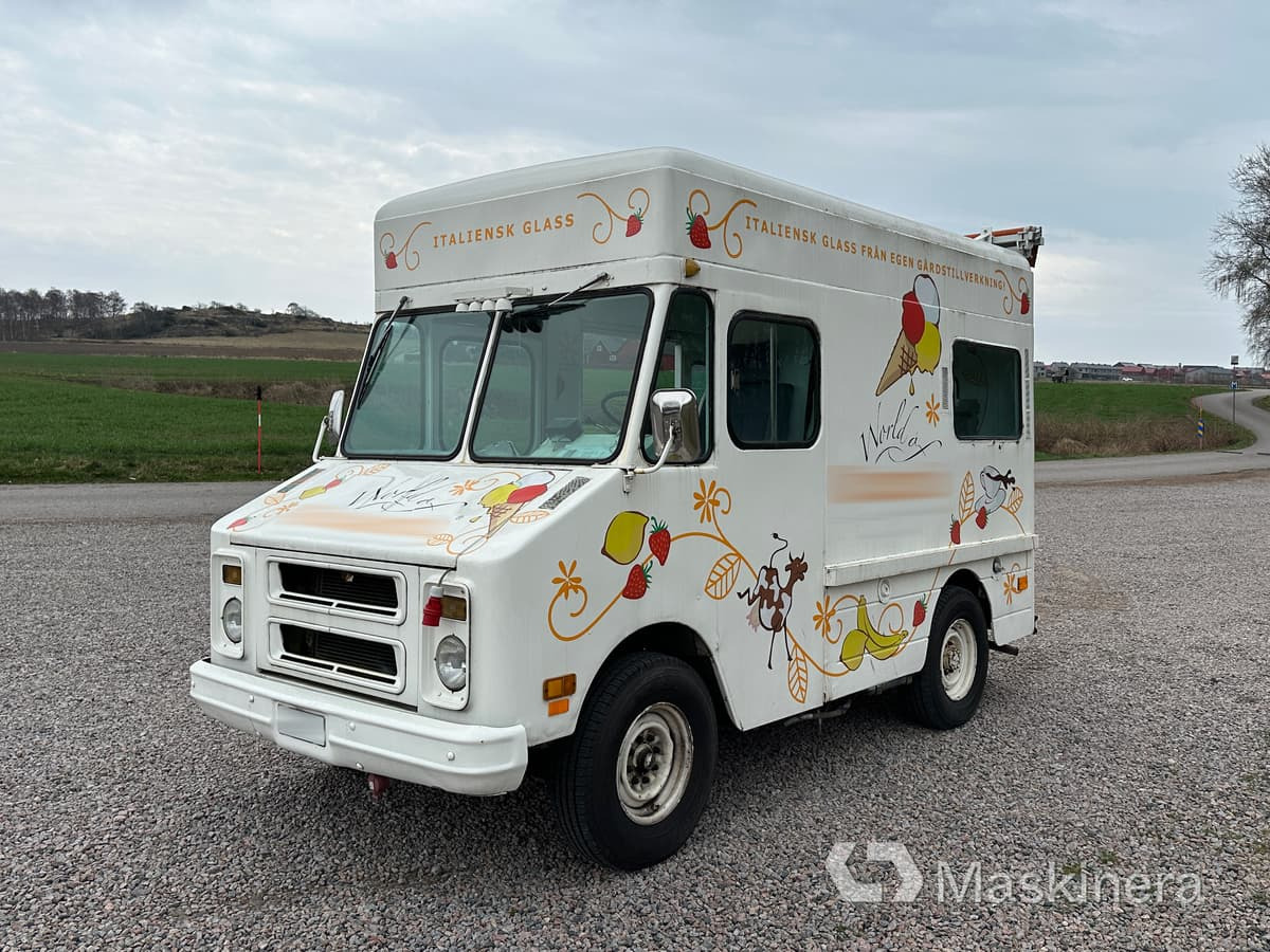 Foodtruck Chevrolet 1973 - Mali kombi: slika 1 Foodtruck Chevrolet 1973 - Mali kombi: slika 1