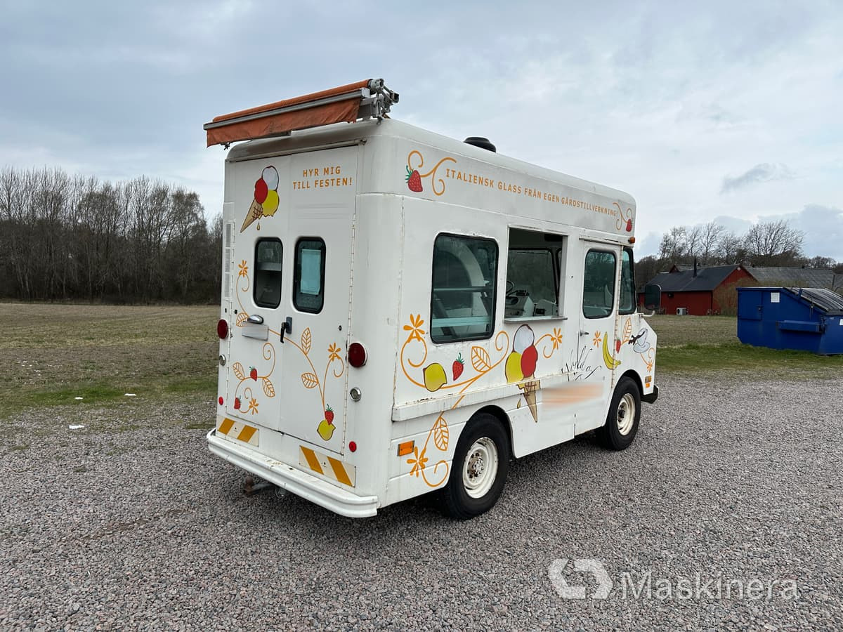 Foodtruck Chevrolet 1973 - Mali kombi: slika 5 Foodtruck Chevrolet 1973 - Mali kombi: slika 5