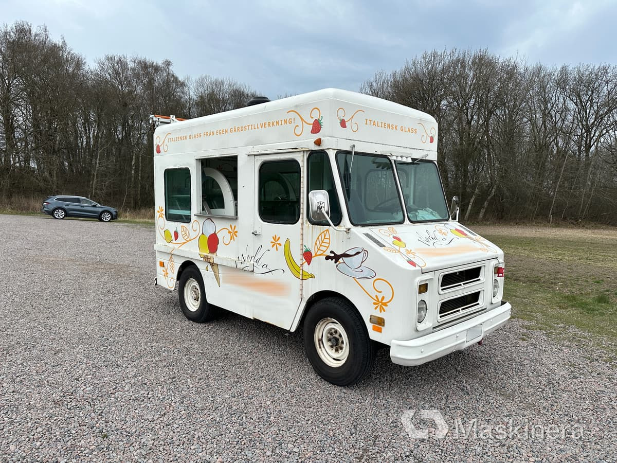 Foodtruck Chevrolet 1973 - Mali kombi: slika 3 Foodtruck Chevrolet 1973 - Mali kombi: slika 3