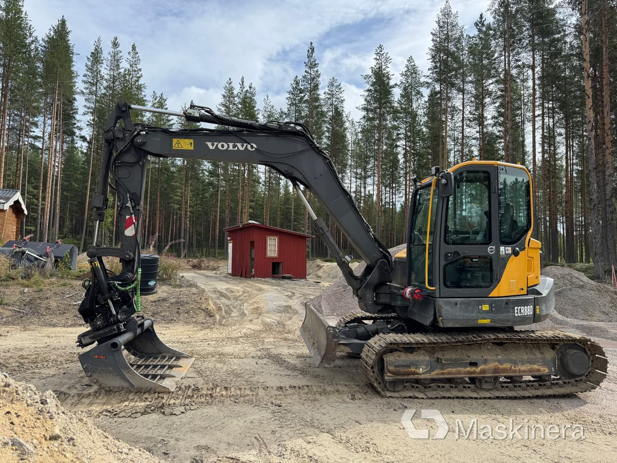 Grävmaskin Volvo ECR88D med tillbehör - Bager goseničar: slika 2 Grävmaskin Volvo ECR88D med tillbehör - Bager goseničar: slika 2