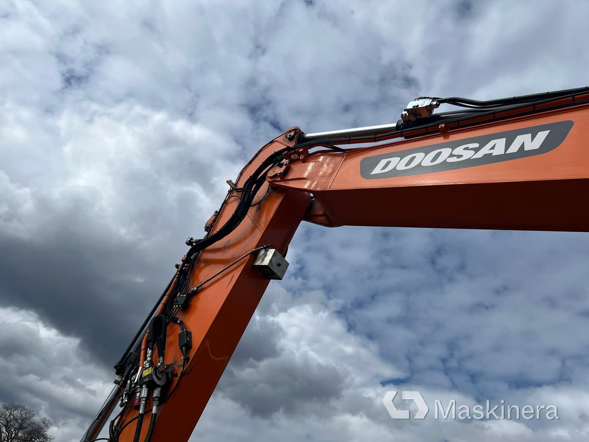 Bager goseničar Grävmaskin Doosan DX235NLC-5 med grävsystem: slika 19