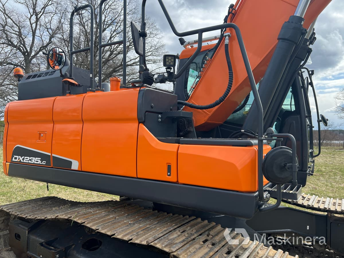 Bager goseničar Grävmaskin Doosan DX235NLC-5 med grävsystem: slika 16