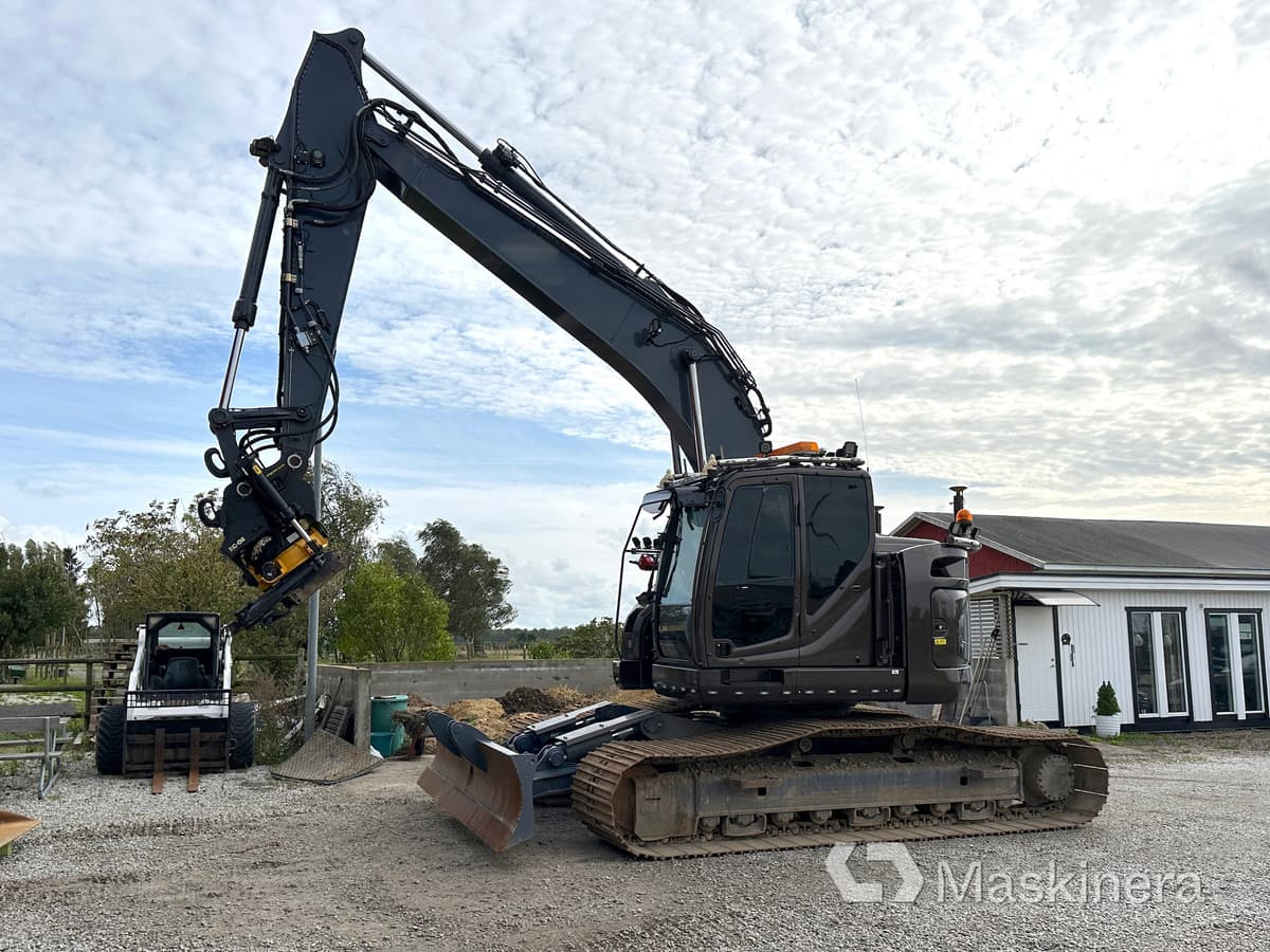 Grävmaskin Kobelco SK270SRNLC-5 - Bager goseničar: slika 1 Grävmaskin Kobelco SK270SRNLC-5 - Bager goseničar: slika 1