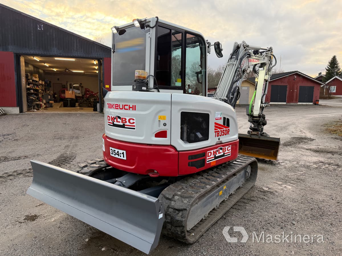 Grävmaskin Takeuchi TB350R med redskap - Bager goseničar: slika 5 Grävmaskin Takeuchi TB350R med redskap - Bager goseničar: slika 5