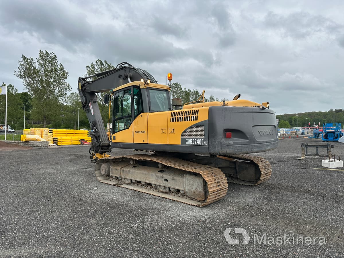 Grävmaskin Volvo EC240 CNL - Bager goseničar: slika 3 Grävmaskin Volvo EC240 CNL - Bager goseničar: slika 3