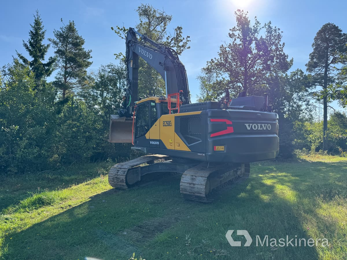 Grävmaskin Volvo EC250EL - Bager goseničar: slika 4 Grävmaskin Volvo EC250EL - Bager goseničar: slika 4