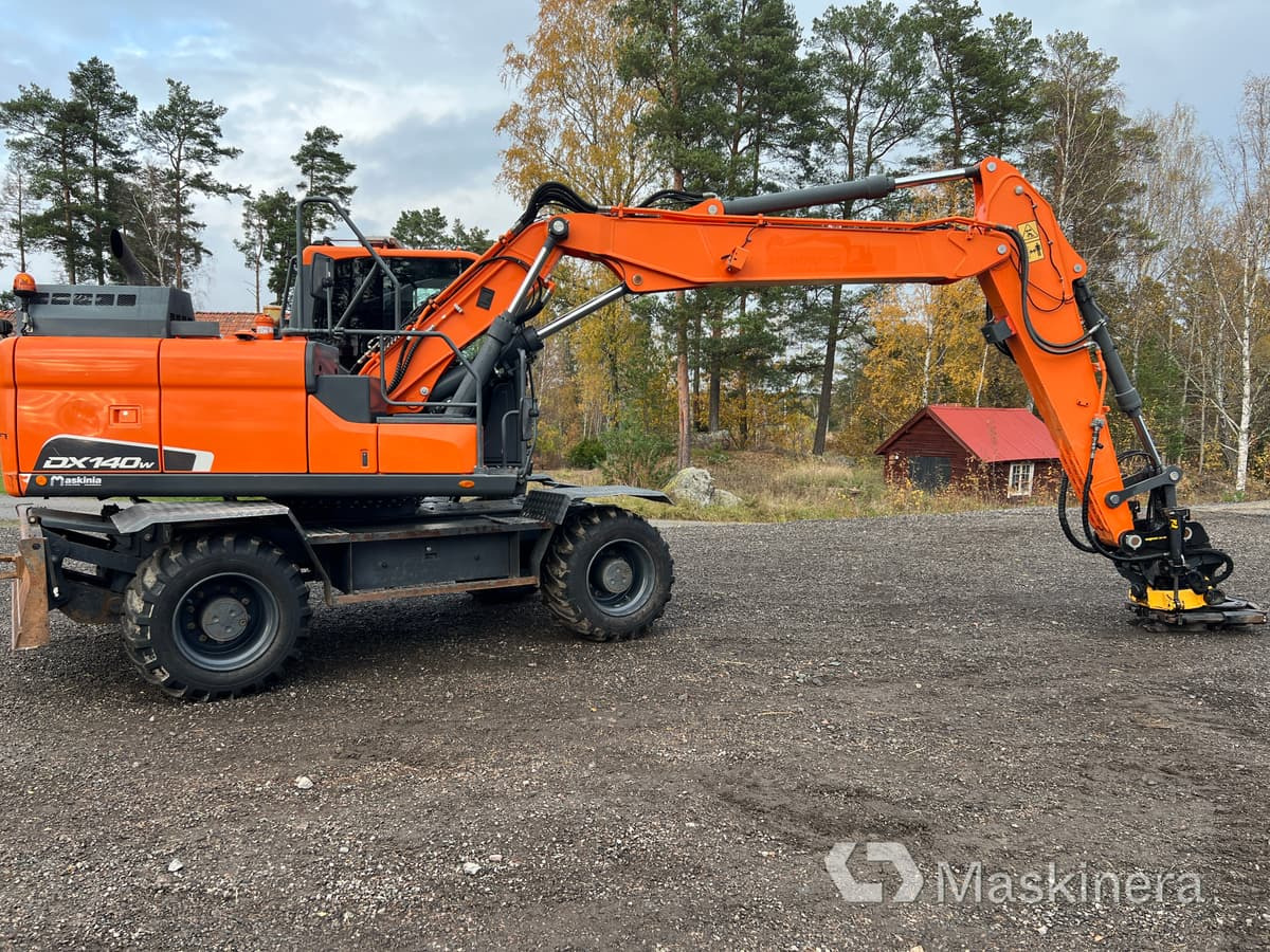 Hjulgrävare Doosan DX140-5 - Bager goseničar: slika 4 Hjulgrävare Doosan DX140-5 - Bager goseničar: slika 4