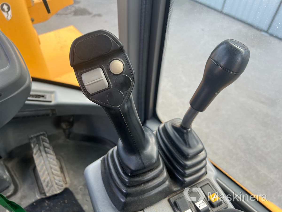 Kolesni nakladalec Hjullastare Volvo L35B: slika 38