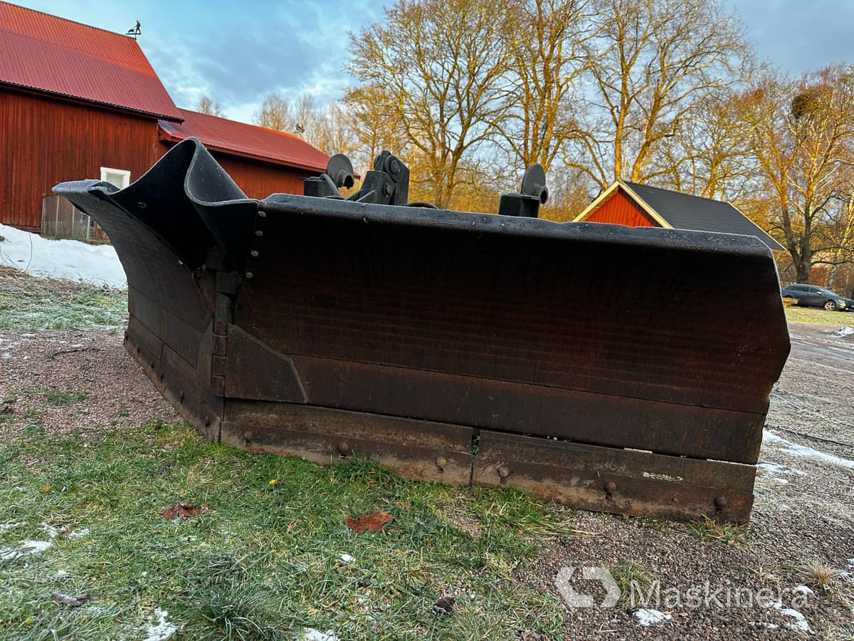 Holms KHV320 Vikplog Holms KHV 320 - Snežni plug: slika 1 Holms KHV320 Vikplog Holms KHV 320 - Snežni plug: slika 1