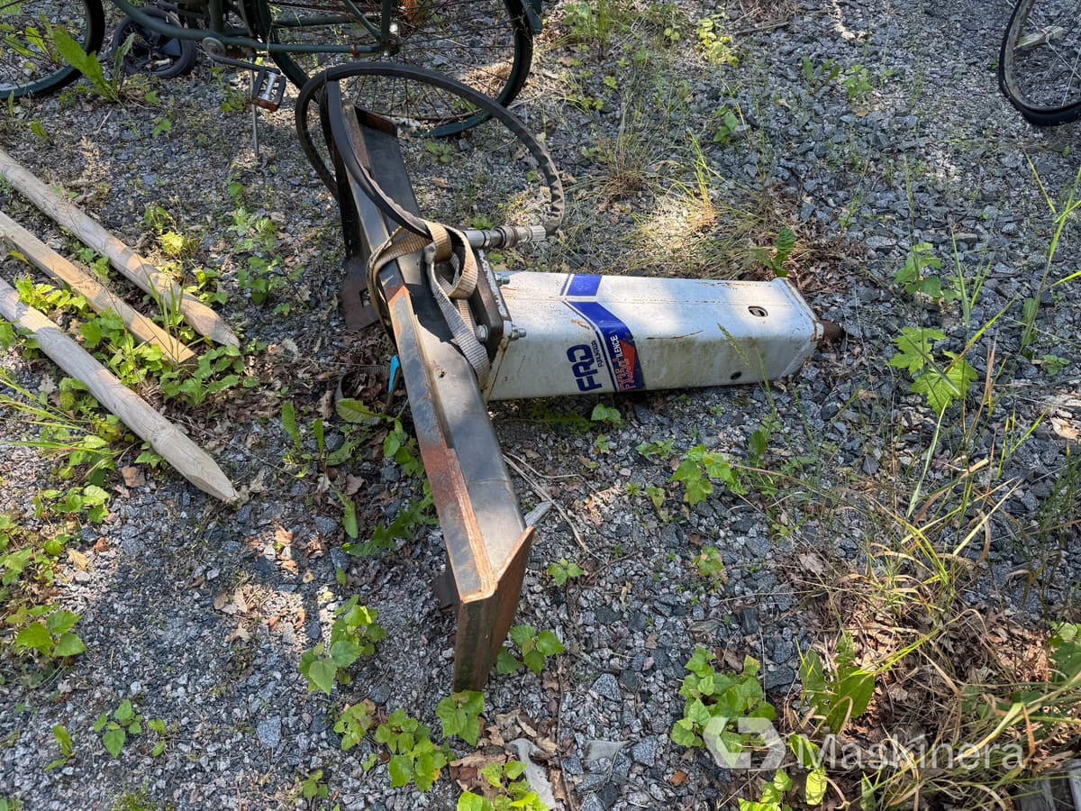 Hydraulisk hammare FRD FX35a Stora Bobcat - Hidravlično kladivo za Gradbeni stroj: slika 1 Hydraulisk hammare FRD FX35a Stora Bobcat - Hidravlično kladivo za Gradbeni stroj: slika 1