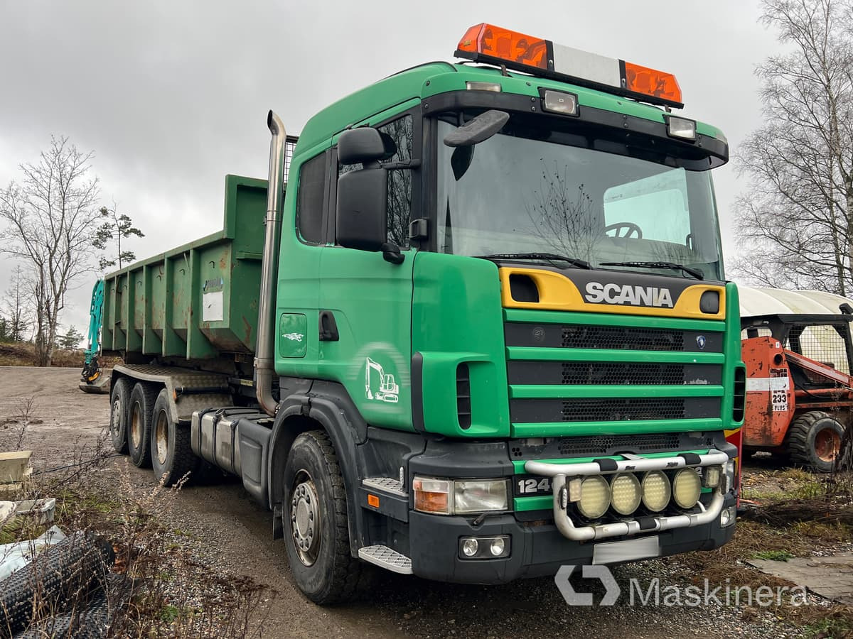 Lastväxlare Scania R124GB8X4 - Kotalni prekucni tovornjak: slika 1 Lastväxlare Scania R124GB8X4 - Kotalni prekucni tovornjak: slika 1