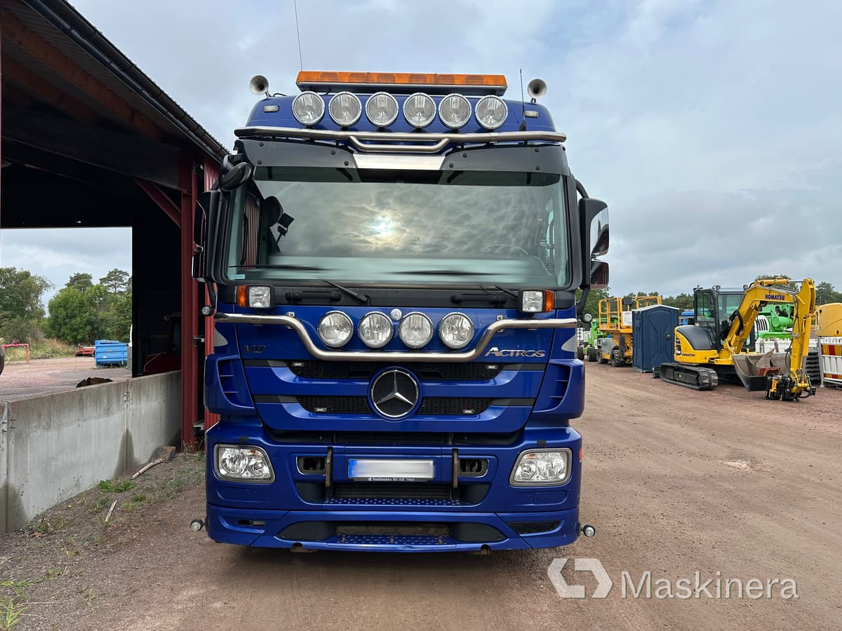 Mercedes Benz 930.24 3260L Krokbil Mercedes Benz 3260L med Cameleont - Kotalni prekucni tovornjak: slika 2 Mercedes Benz 930.24 3260L Krokbil Mercedes Benz 3260L med Cameleont - Kotalni prekucni tovornjak: slika 2