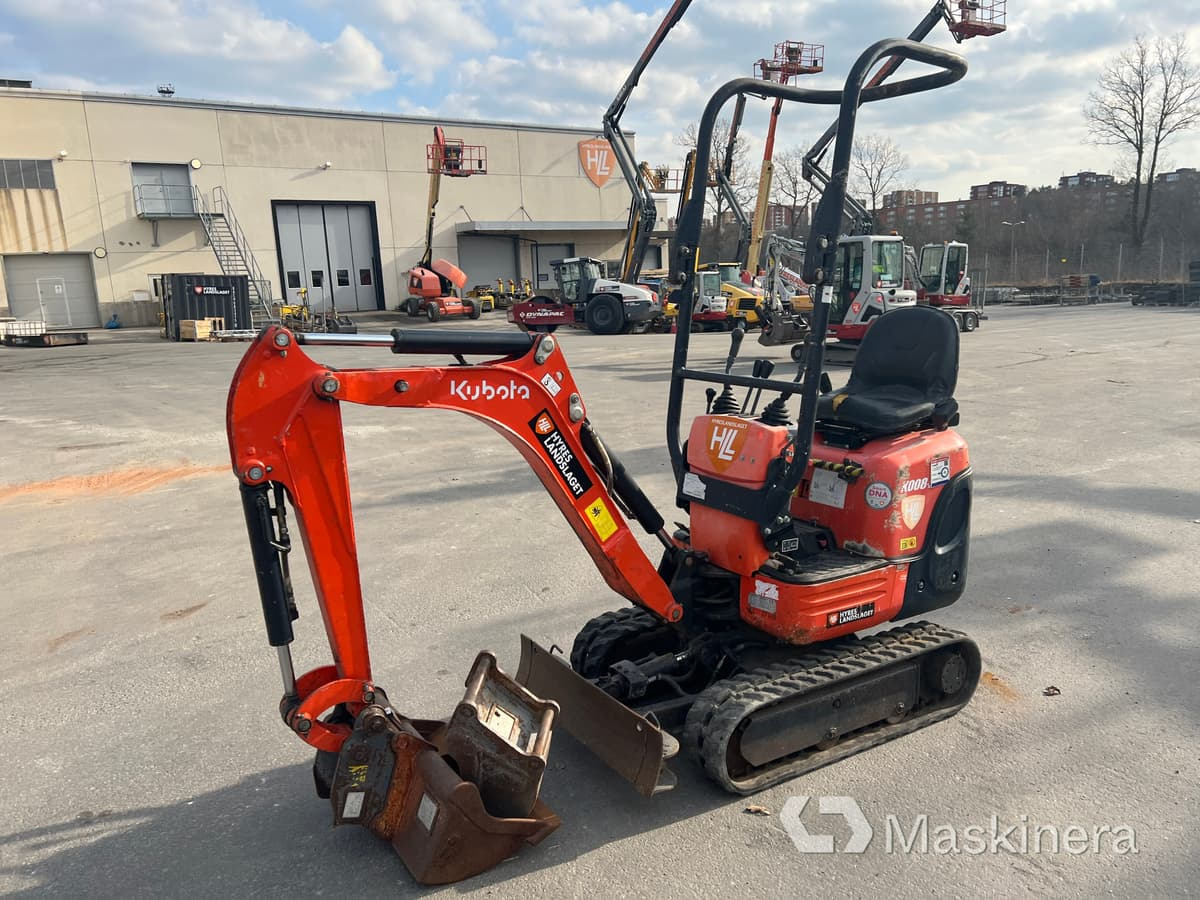 Minigrävare Kubota K008-3 - Bager goseničar: slika 1 Minigrävare Kubota K008-3 - Bager goseničar: slika 1
