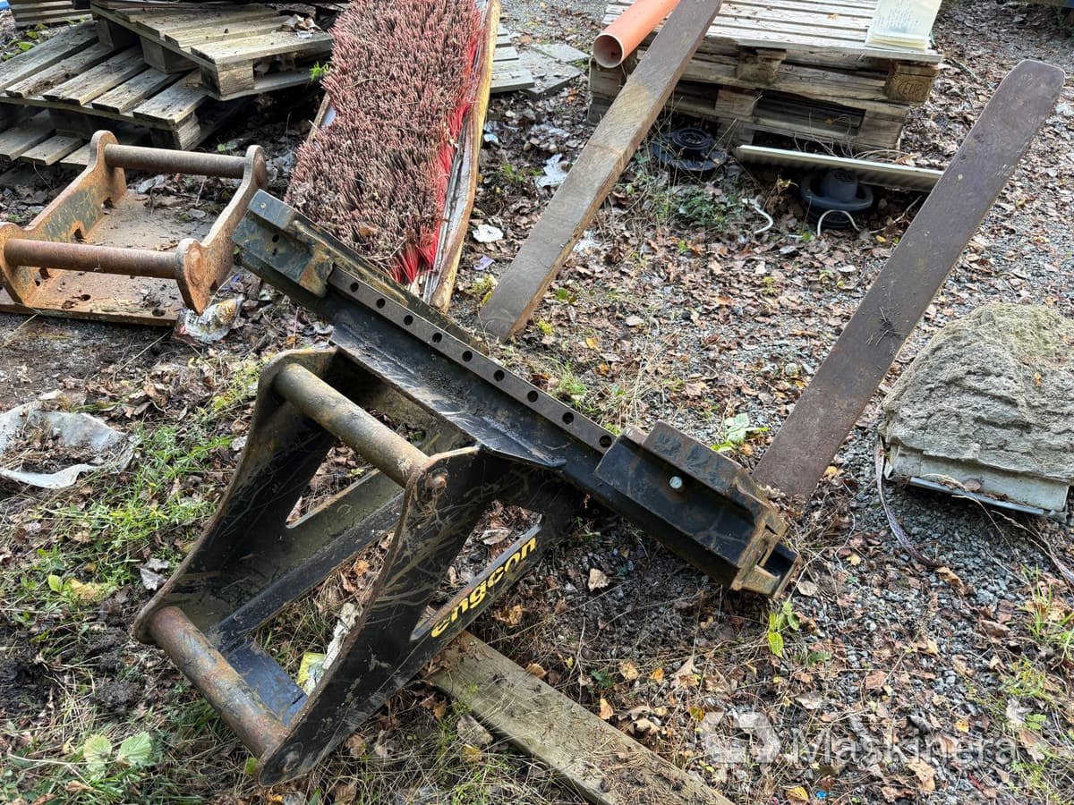 Pallgafflar/Gaffelställ S60 Engcon - Vilice: slika 4 Pallgafflar/Gaffelställ S60 Engcon - Vilice: slika 4