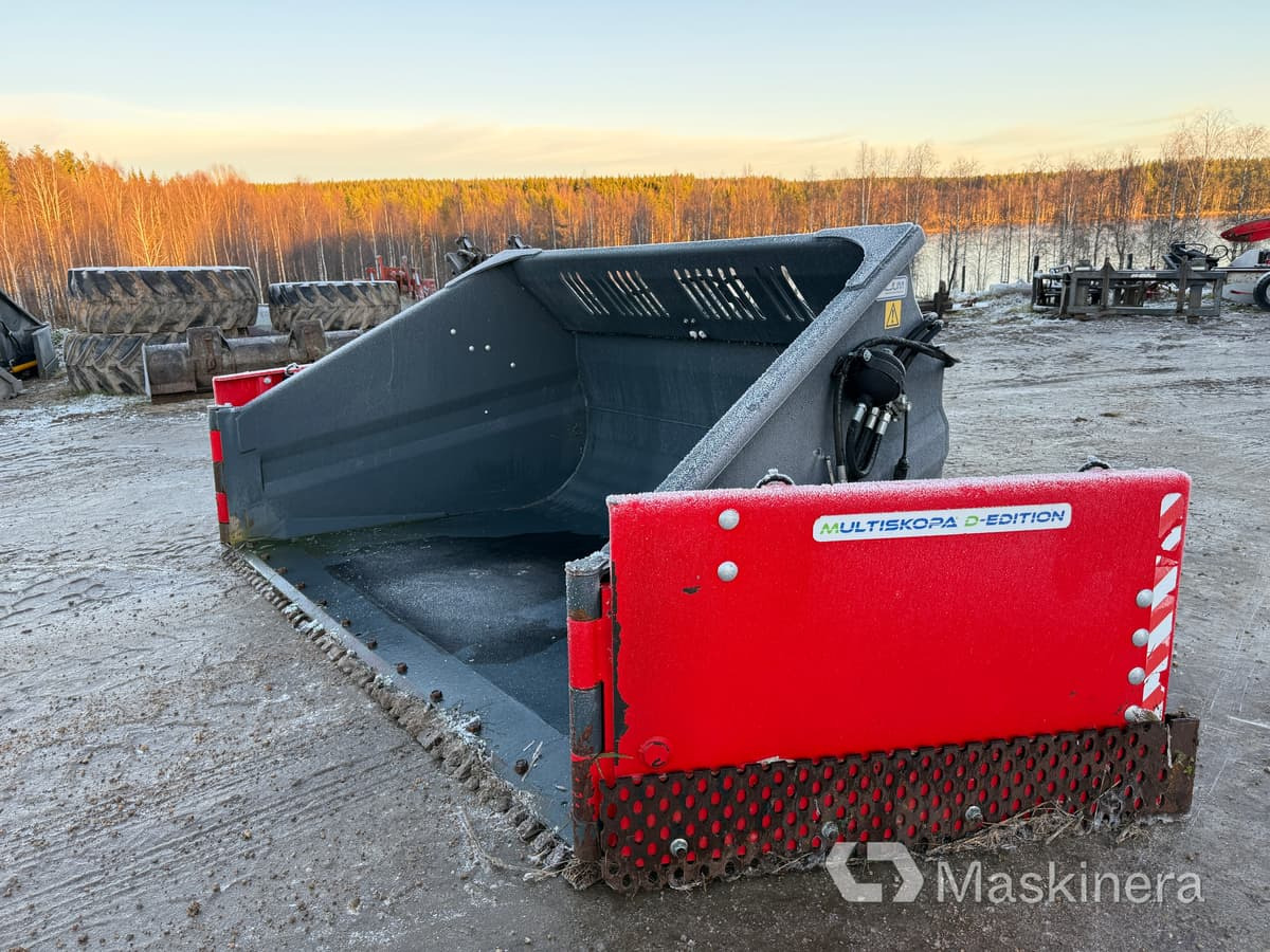 Siljum 4.2 Kubik Multiskopa Siljum 4.2 D-edition - Žlica za nakladalnik: slika 3 Siljum 4.2 Kubik Multiskopa Siljum 4.2 D-edition - Žlica za nakladalnik: slika 3