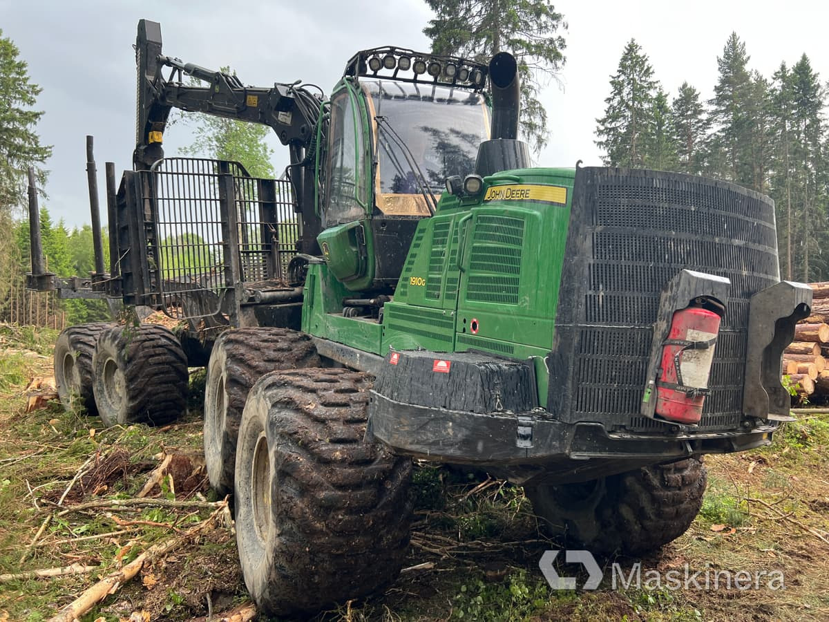Skotare John Deere 1910G - Forvarder: slika 5 Skotare John Deere 1910G - Forvarder: slika 5