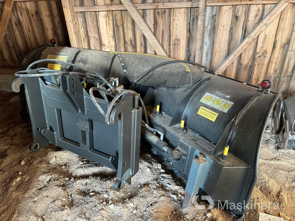 Vikplog Uni-väg UV-320 Stora BM - Snežni plug: slika 1 Vikplog Uni-väg UV-320 Stora BM - Snežni plug: slika 1