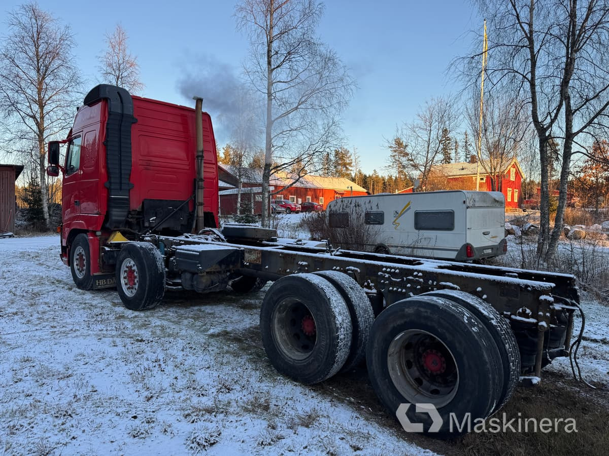 Volvo FH-520 6*4 Lastbil Volvo FH 520 6*4 chassi - Tovornjak-šasija: slika 3 Volvo FH-520 6*4 Lastbil Volvo FH 520 6*4 chassi - Tovornjak-šasija: slika 3