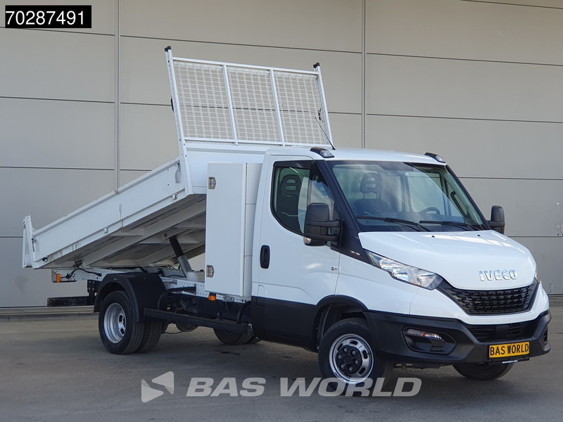 Iveco Daily 35C16 3.0L Kipper met Kist Dubbellucht 3,5t Trekhaak Navi Airco Cruise Camera Euro6 Tipper Benne Kieper 2m3 Airco Trekhaak Cruis - Dostavno vozilo prekucnik: slika 3 Iveco Daily 35C16 3.0L Kipper met Kist Dubbellucht 3,5t Trekhaak Navi Airco Cruise Camera Euro6 Tipper Benne Kieper 2m3 Airco Trekhaak Cruis - Dostavno vozilo prekucnik: slika 3