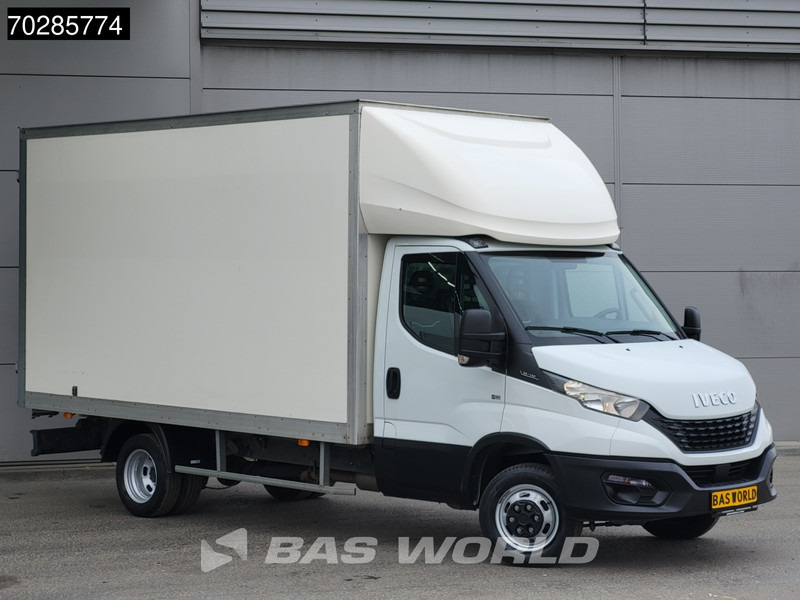Iveco Daily 35C16 COMING SOON! 3.0L Bakwagen Dubbellucht Achterdeuren Airco Cruise Euro6 Meubelbak Koffer Airco Cruise control - Dostavno vozilo z zabojnikom: slika 3 Iveco Daily 35C16 COMING SOON! 3.0L Bakwagen Dubbellucht Achterdeuren Airco Cruise Euro6 Meubelbak Koffer Airco Cruise control - Dostavno vozilo z zabojnikom: slika 3