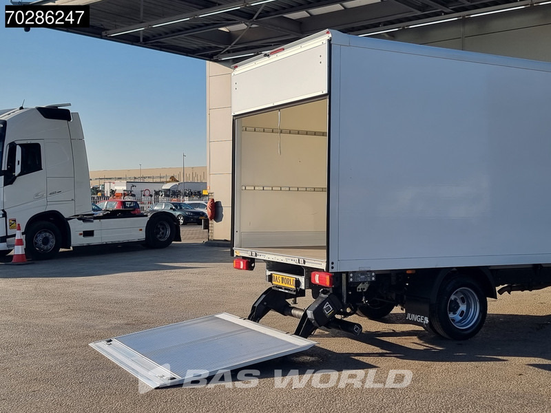 Iveco Daily 35C16 COMING SOON! Automaat Laadklep Bakwagen Dubbellucht Airco Camera Meubelbak Koffer 19m3 Airco - Dostavno vozilo z zabojnikom: slika 3 Iveco Daily 35C16 COMING SOON! Automaat Laadklep Bakwagen Dubbellucht Airco Camera Meubelbak Koffer 19m3 Airco - Dostavno vozilo z zabojnikom: slika 3