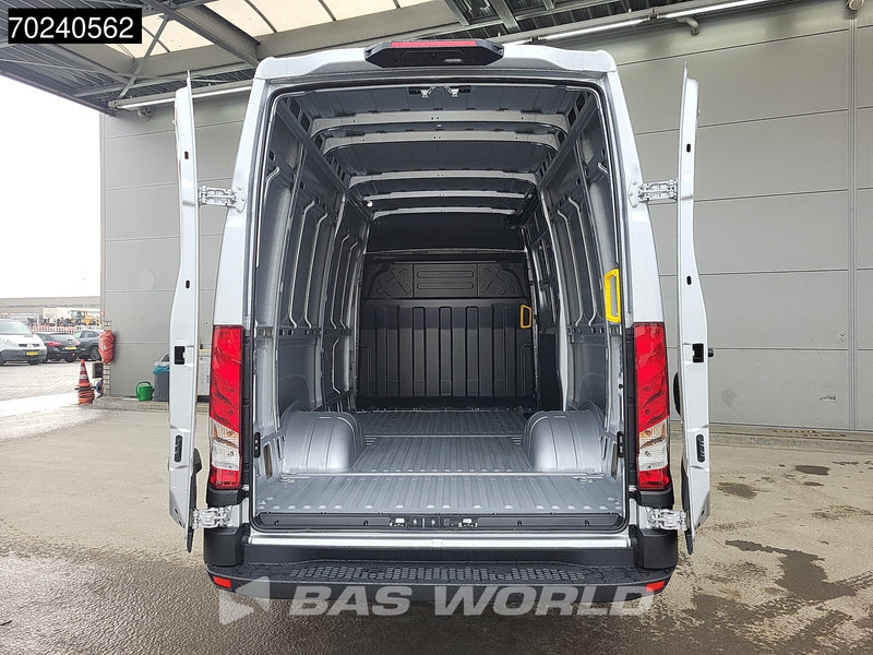 Iveco Daily 35C18 3.0L Automaat 2025-Model 180PK L2H2 Dubbellucht 3,5t Trekgewicht ACC Navi LED Airco Camera Euro6 L3 12m3 Airco - Furgon: slika 2 Iveco Daily 35C18 3.0L Automaat 2025-Model 180PK L2H2 Dubbellucht 3,5t Trekgewicht ACC Navi LED Airco Camera Euro6 L3 12m3 Airco - Furgon: slika 2