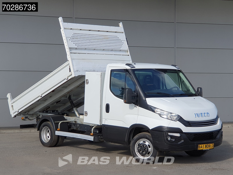 Iveco Daily 35C18 3.0L Automaat Kipper met Kist Dubbellucht 3,5t Trekhaak Airco Euro6 Tipper Kieper Benne 2m3 Airco Trekhaak Cruise control - Dostavno vozilo prekucnik: slika 3 Iveco Daily 35C18 3.0L Automaat Kipper met Kist Dubbellucht 3,5t Trekhaak Airco Euro6 Tipper Kieper Benne 2m3 Airco Trekhaak Cruise control - Dostavno vozilo prekucnik: slika 3