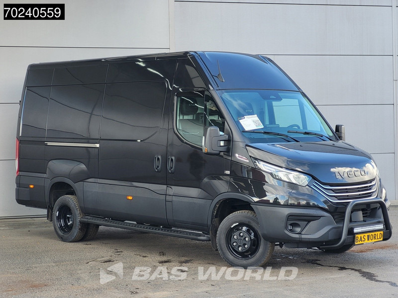 Iveco Daily 35C18 3.0L Black Edition Automaat 2025-Model 180PK L2H2 Dubbellucht 3,5t Trekgewicht ACC Navi LED Airco Camera Euro6 L3 12m3 Air - Furgon: slika 5 Iveco Daily 35C18 3.0L Black Edition Automaat 2025-Model 180PK L2H2 Dubbellucht 3,5t Trekgewicht ACC Navi LED Airco Camera Euro6 L3 12m3 Air - Furgon: slika 5