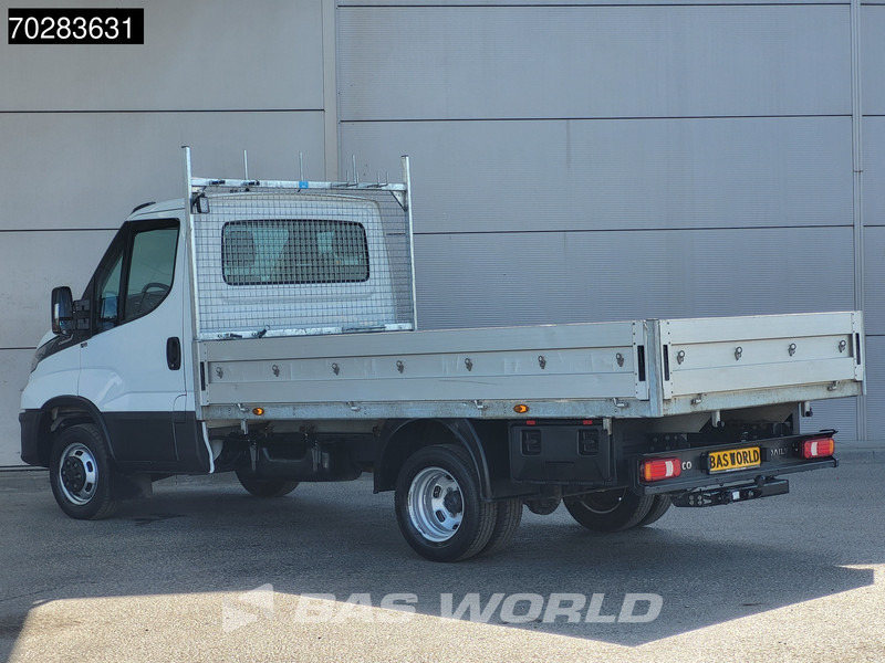 Iveco Daily 35C18 3.0L Open Laadbak Dubbellucht 3,5t Trekhaak Airco Cruise Camera Parkeersensoren Euro6 Meubelbak Koffer Airco Trekhaak Crui - Dostavno vozilo s kesonom: slika 2 Iveco Daily 35C18 3.0L Open Laadbak Dubbellucht 3,5t Trekhaak Airco Cruise Camera Parkeersensoren Euro6 Meubelbak Koffer Airco Trekhaak Crui - Dostavno vozilo s kesonom: slika 2