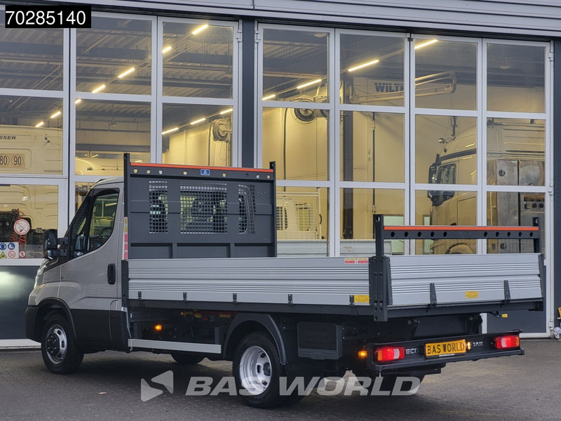 Iveco Daily 35C21 3.0L 210PK Automaat Open Laadbak 2025 model ACC Airco CarPlay Pritsche Pickup Open Box Airco - Dostavno vozilo s kesonom: slika 5 Iveco Daily 35C21 3.0L 210PK Automaat Open Laadbak 2025 model ACC Airco CarPlay Pritsche Pickup Open Box Airco - Dostavno vozilo s kesonom: slika 5