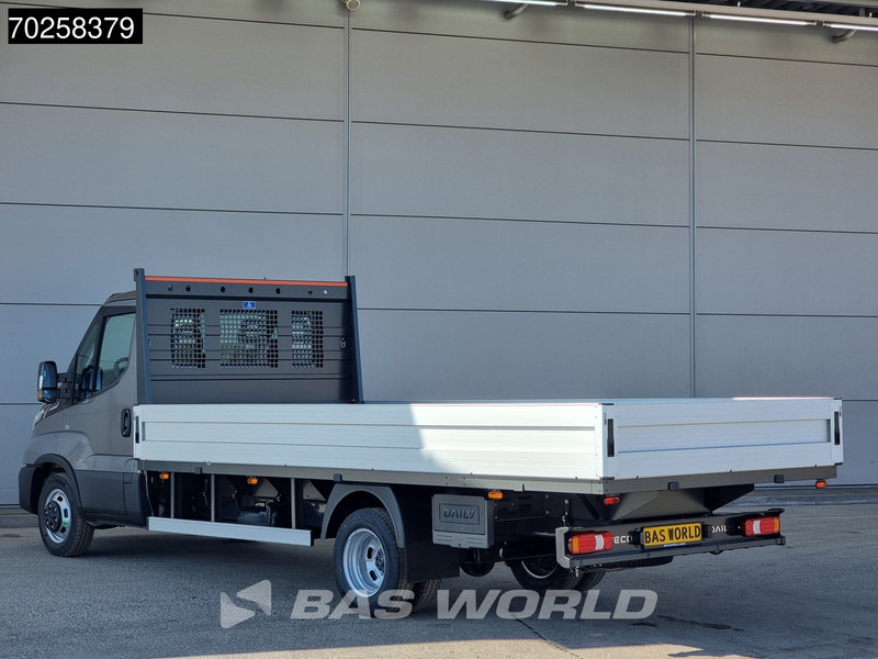 Iveco Daily 35C21 3.0L 210PK Black Edition 2025model Open laadbak CarPlay ACC LED 3,5T Trekvermogen Pritsche Pickup Airco - Dostavno vozilo s kesonom: slika 5 Iveco Daily 35C21 3.0L 210PK Black Edition 2025model Open laadbak CarPlay ACC LED 3,5T Trekvermogen Pritsche Pickup Airco - Dostavno vozilo s kesonom: slika 5