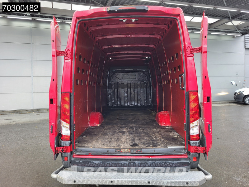 Iveco Daily 35S12 Automaat L3H2 3,5t Trekgewicht Camera Parkeersensoren APK 03-2026 Euro6 L3 - Furgon: slika 3 Iveco Daily 35S12 Automaat L3H2 3,5t Trekgewicht Camera Parkeersensoren APK 03-2026 Euro6 L3 - Furgon: slika 3