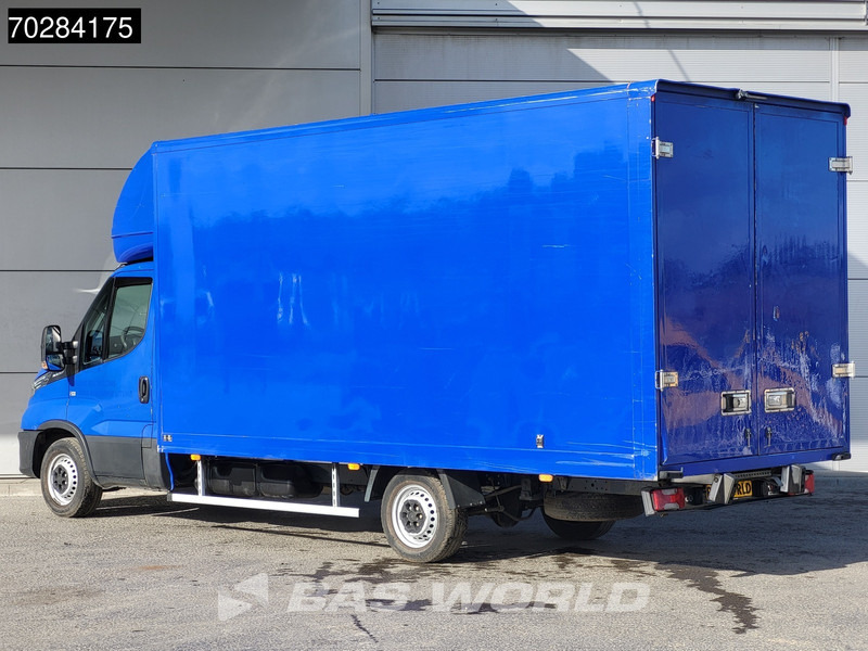 Iveco Daily 35S14 Automaat Bakwagen Achterdeuren 488cm lang! Airco Cruise Euro6 Meubelbak Koffer 23m3 Airco Cruise control - Dostavno vozilo z zabojnikom: slika 2 Iveco Daily 35S14 Automaat Bakwagen Achterdeuren 488cm lang! Airco Cruise Euro6 Meubelbak Koffer 23m3 Airco Cruise control - Dostavno vozilo z zabojnikom: slika 2
